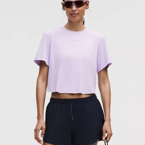 New LULULEMON Relaxed Fit  Pace Crush Cross-Back Graphic T-Shirt Size Small - Picture 14 of 17